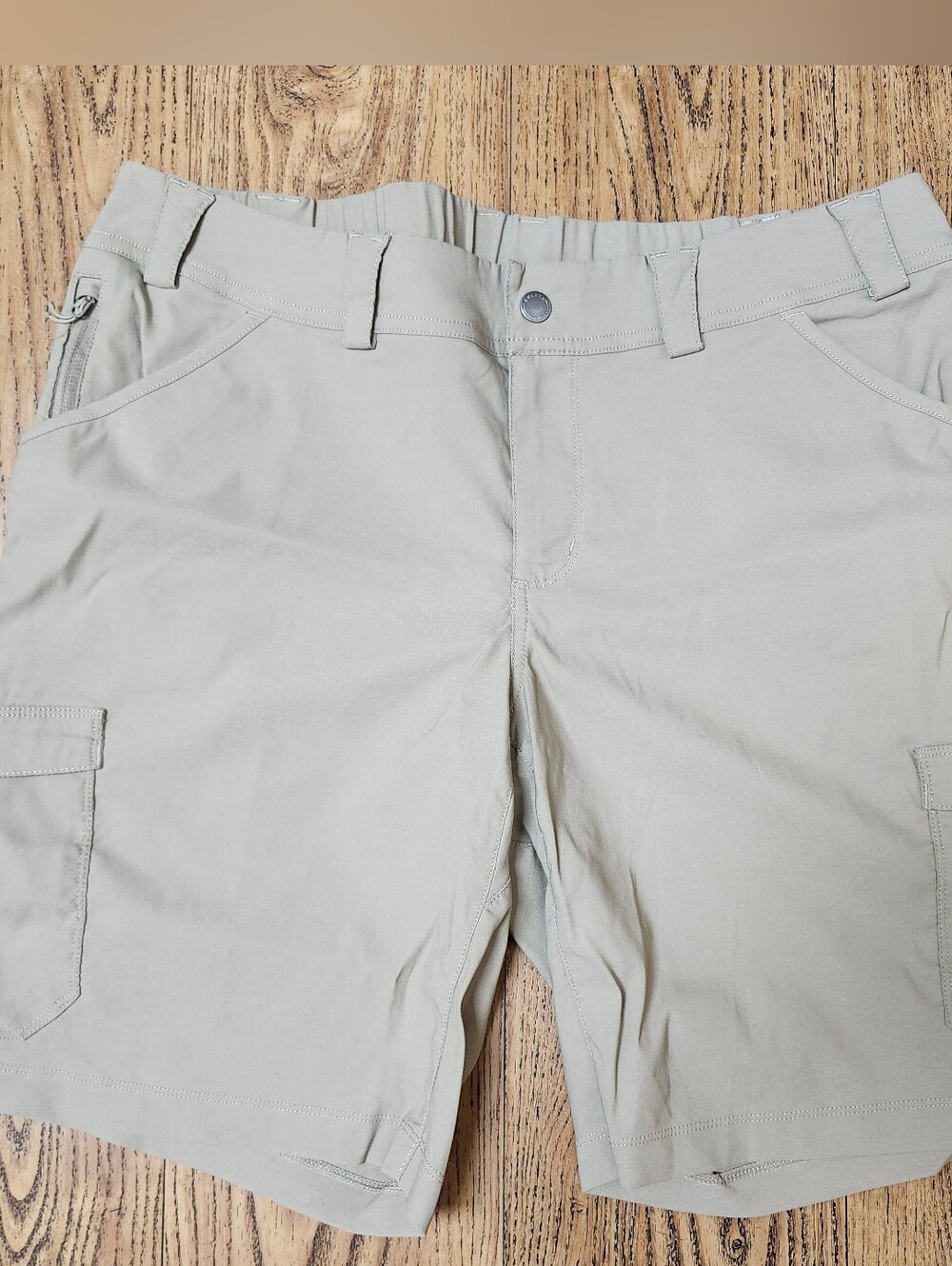 Duluth Size 16 Dry On The Fly 10" Rise Cargo Hiking Shorts Elastic waist